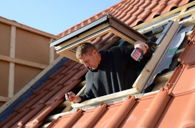 Pose de fenêtres de toit Velux à Amécourt